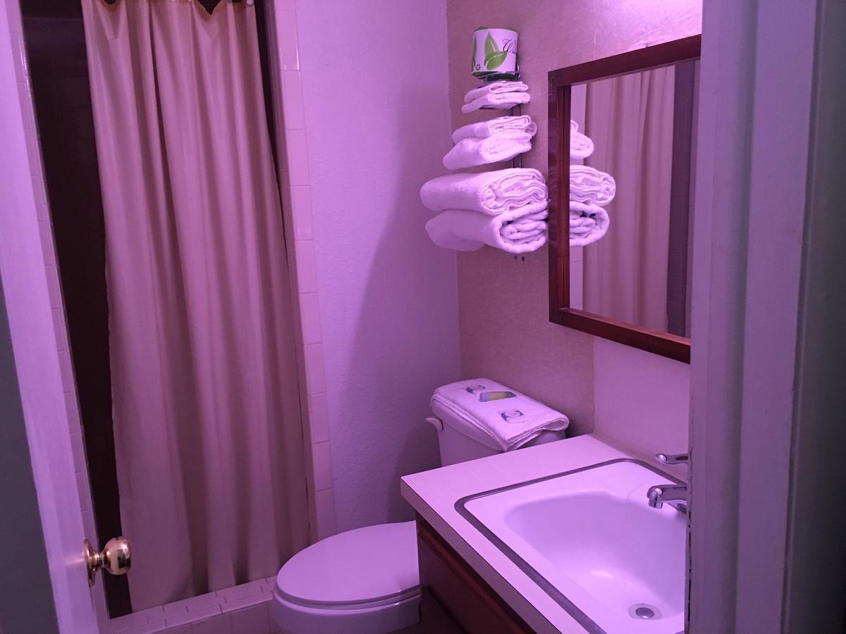 Skyliner Motel Stroud 외부 사진