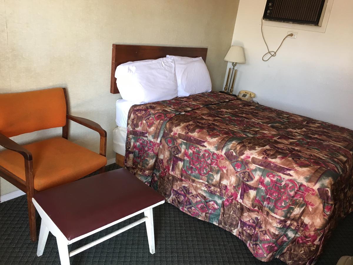 Skyliner Motel Stroud 외부 사진