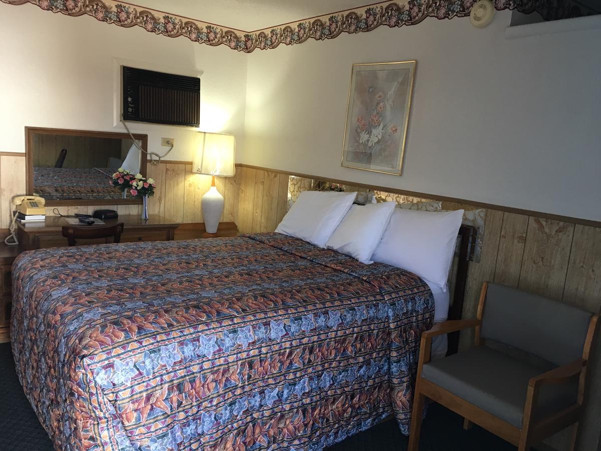 Skyliner Motel Stroud 외부 사진