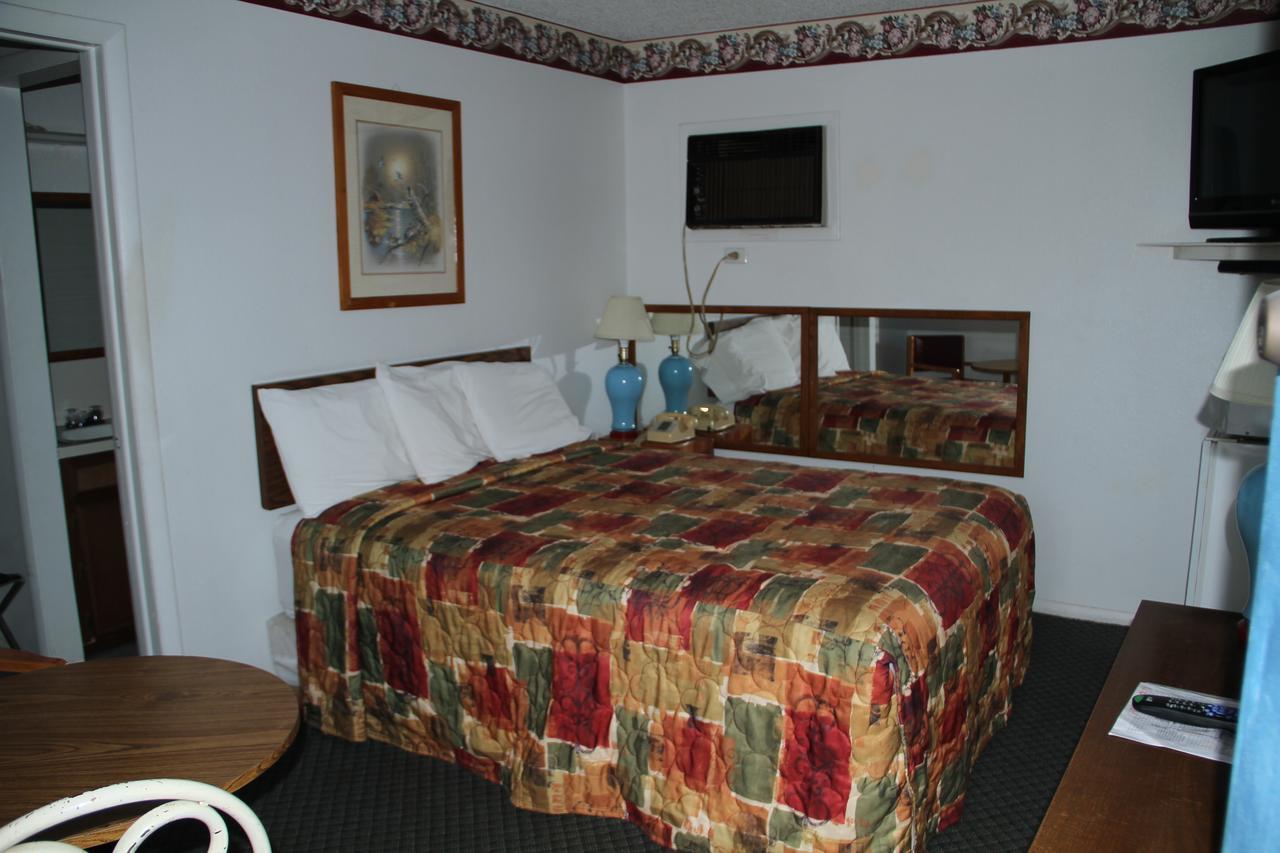 Skyliner Motel Stroud 외부 사진