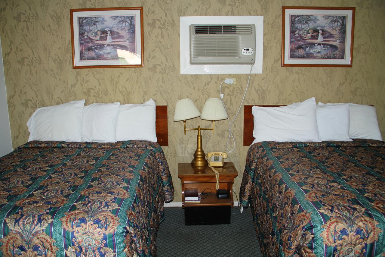 Skyliner Motel Stroud 외부 사진